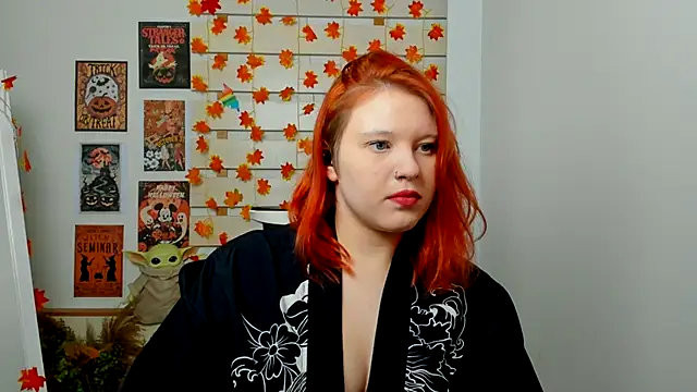 Snapshot of FoxPlayXX chatting on November 10, 8:19 pm FoxPlayXX online show from November 10, 8:19 pm