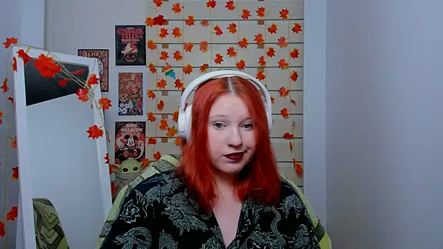 Snapshot of FoxPlayXX chatting on November 14, 9:13 pm FoxPlayXX online show from November 14, 9:13 pm