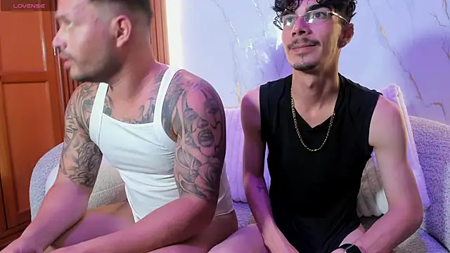 boysonfiree online show from October 29, 12:40 pm