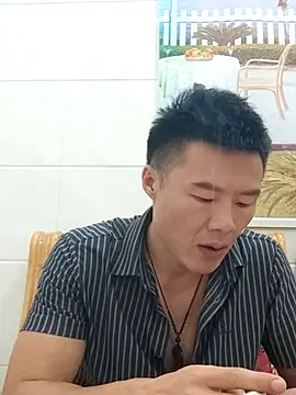 Snapshot of tian7788 chatting on November 7, 1:22 pm tian7788 online show from November 7, 1:22 pm