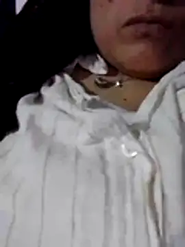 Snapshot of Busra25 chatting on October 29, 4:20 pm Busra25 online show from October 29, 4:20 pm