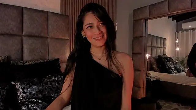 Snapshot of BrigitteVons chatting on November 16, 11:32 pm BrigitteVons online show from November 16, 11:32 pm