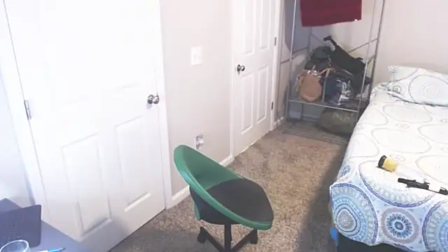 Snapshot of Chacho_1972 chatting on November 17, 12:44 pm Chacho 1972 online show from November 17, 12:44 pm