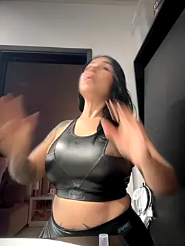 Snapshot of Natural_BIGASS_Nina chatting on December 1, 11:15 am Natural BIGASS Nina online show from December 1, 11:15 am