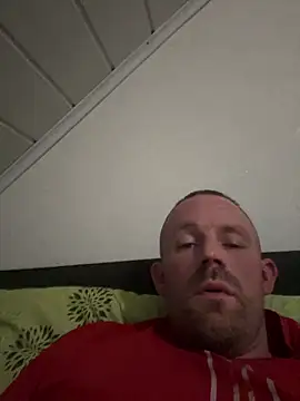 Snapshot of superbertok chatting on November 4, 6:18 pm superbertok online show from November 4, 6:18 pm