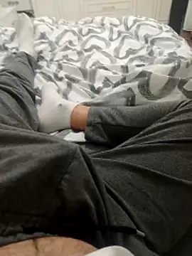 expenser37 online show from November 16, 12:05 am