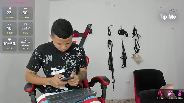 Steven19 LatinBoy online show from November 14, 11:31 am