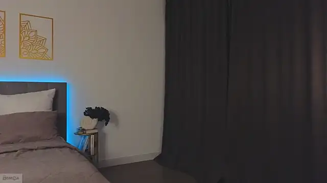 Snapshot of adele_armass chatting on November 6, 10:10 pm adele armass online show from November 6, 10:10 pm