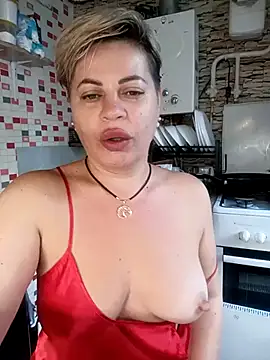 Snapshot of MilkySky chatting on November 3, 7:09 am MilkySky online show from November 3, 7:09 am