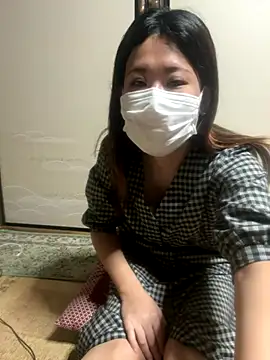 tsuk4s4  online show from November 4, 2:43 am