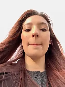 Snapshot of LilluKatten chatting on November 12, 9:21 am LilluKatten online show from November 12, 9:21 am