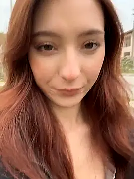 Snapshot of LilluKatten chatting on November 26, 9:21 am LilluKatten online show from November 26, 9:21 am