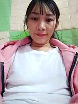 Snapshot of Amino-Suca chatting on November 28, 5:04 pm Amino-Suca online show from November 28, 5:04 pm