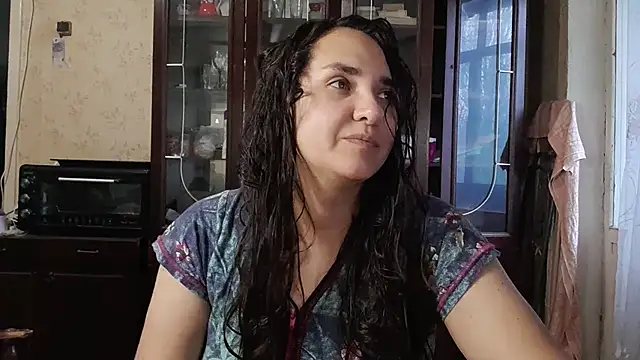 VoulezVous Angel online show from December 5, 10:35 am