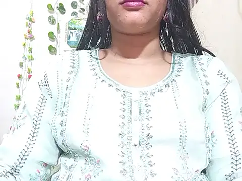 Snapshot of Nancy_queen001 chatting on November 27, 9:11 am Nancy queen001 online show from November 27, 9:11 am