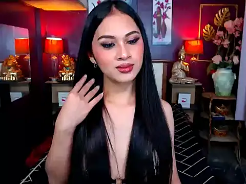 Plastique PATRICIA online show from March 28, 8:36 am