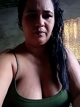 meliza87 online show from November 9, 7:45 pm