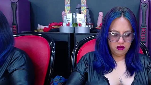 BellaBarness online show from November 4, 2:38 pm