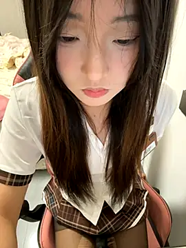 Snapshot of minnie566 chatting on December 4, 2:59 pm minnie566 online show from December 4, 2:59 pm