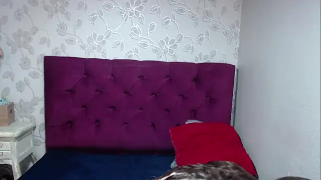 selenabustamante online show from March 4, 11:27 am