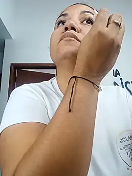 Samaraa Lee online show from December 22, 10:45 am