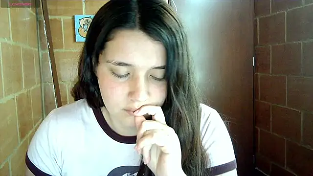 Charlotte Allen  online show from November 21, 1:37 am