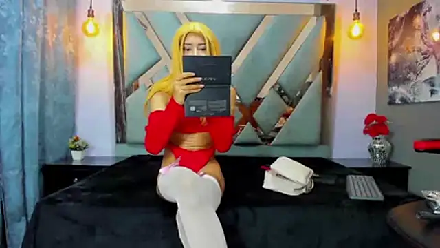 RegannTaylor online show from December 2, 1:50 pm