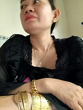 Snapshot of codaivensong chatting on November 23, 3:50 am codaivensong online show from November 23, 3:50 am