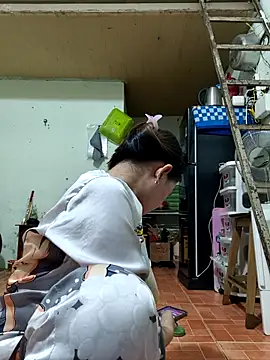 Snapshot of codaivensong chatting on December 1, 6:51 am codaivensong online show from December 1, 6:51 am