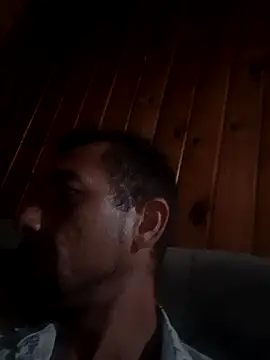 Guilherme30oliv online show from March 1, 4:25 am