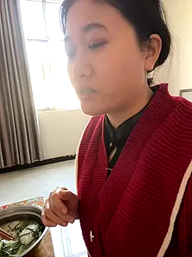 Snapshot of daaqnn chatting on November 16, 12:38 am daaqnn online show from November 16, 12:38 am