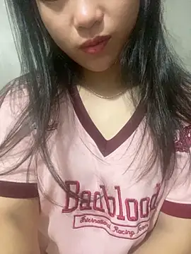 Snapshot of Ngoclan2k chatting on November 4, 9:47 pm Ngoclan2k online show from November 4, 9:47 pm