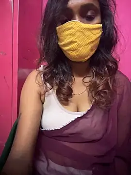 Snapshot of Queen-dhivya chatting on November 14, 12:09 am Queen-dhivya online show from November 14, 12:09 am