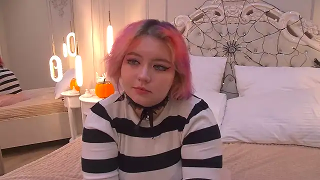 JennyBloom online show from November 8, 7:30 am