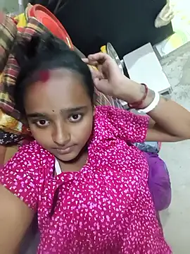 cuteriya5 online show from October 31, 4:52 pm