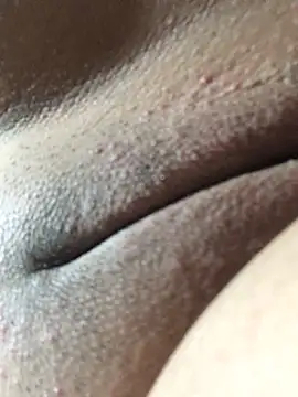 Snapshot of _-_-_gozada-___-_ chatting on November 3, 2:02 am  - - gozada-   -  online show from November 3, 2:02 am