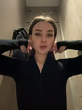 Snapshot of KristiRich chatting on November 26, 7:31 am KristiRich online show from November 26, 7:31 am