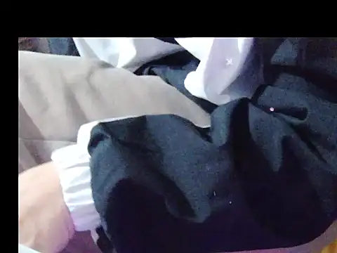 Snapshot of LunoChucki chatting on December 1, 1:54 am LunoChucki online show from December 1, 1:54 am