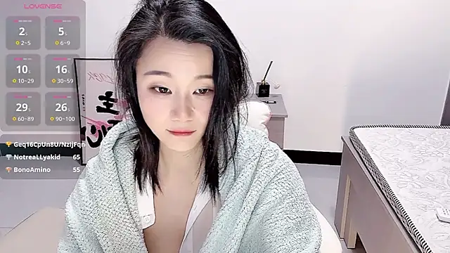 Bloo3iss online show from November 25, 6:19 pm