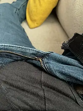 n0tf0und online show from November 4, 9:03 pm