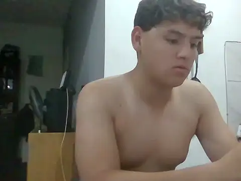 Myboy0020 online show from November 24, 10:31 pm