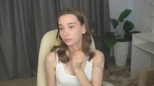 Snapshot of JacalynSchreiber chatting on November 6, 11:44 am JacalynSchreiber online show from November 6, 11:44 am