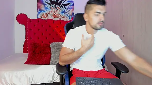 Snapshot of axelwinters__ chatting on November 20, 11:10 am axelwinters online show from November 20, 11:10 am