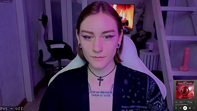 RetroMarie online show from November 13, 2:43 am