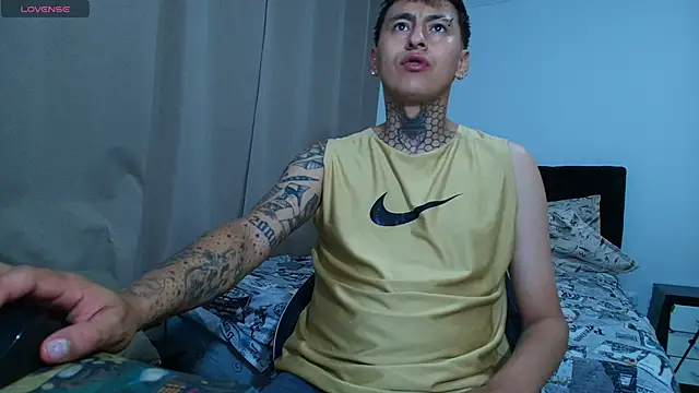 emi liano10 online show from November 8, 11:36 pm