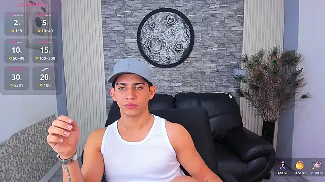 Snapshot of neithan__ chatting on November 3, 11:33 am neithan online show from November 3, 11:33 am