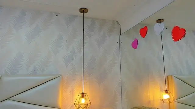 Snapshot of laurettedela_rouse chatting on November 15, 10:56 am laurettedela rouse online show from November 15, 10:56 am