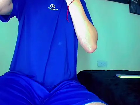 Snapshot of Sebastian_Loaiza chatting on November 14, 4:17 pm Sebastian Loaiza online show from November 14, 4:17 pm