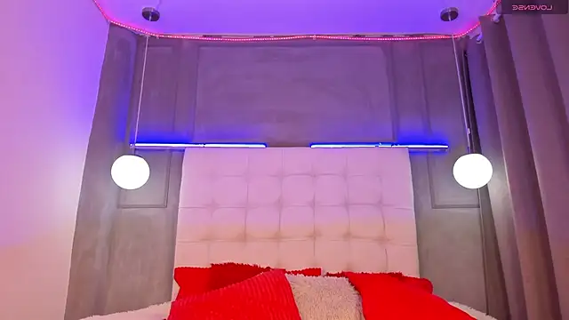 Snapshot of im_zayn_ chatting on December 16, 8:36 pm im zayn online show from December 16, 8:36 pm