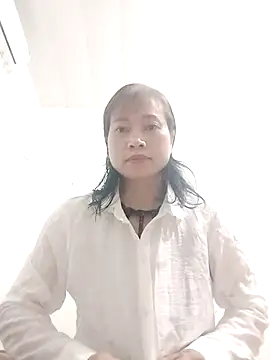 Snapshot of Kiuwi-omao chatting on November 6, 1:12 pm Kiuwi-omao online show from November 6, 1:12 pm